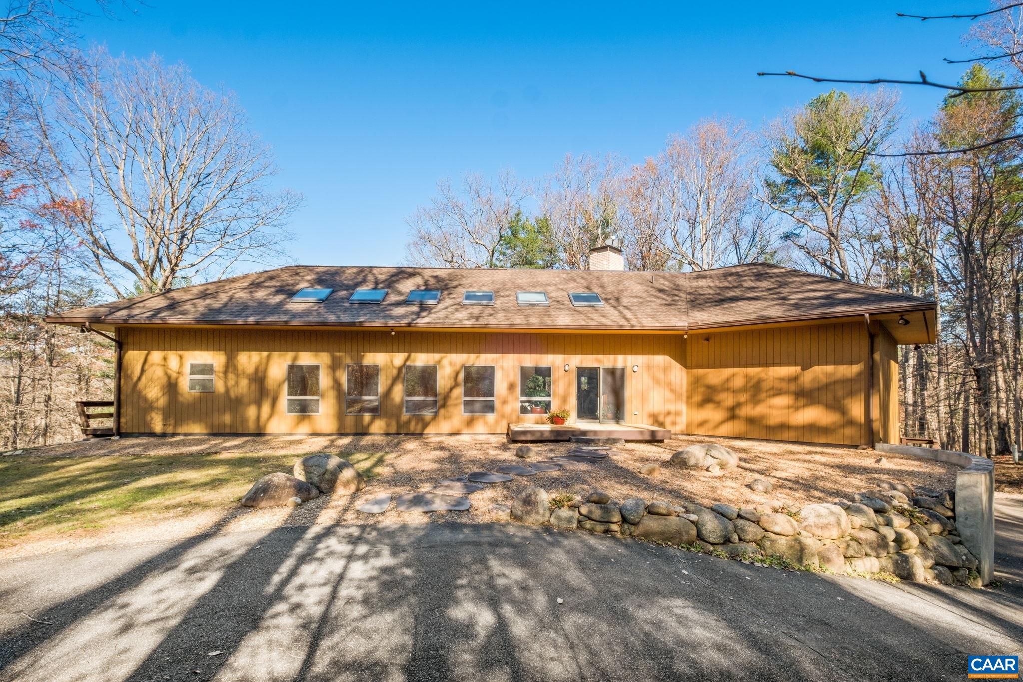 298 COURTHOUSE MOUNTAIN LN, MADISON, Virginia 22727, 3 Bedrooms Bedrooms, ,4 BathroomsBathrooms,Residential,Woodhaven,298 COURTHOUSE MOUNTAIN LN,671261 MLS # 671261