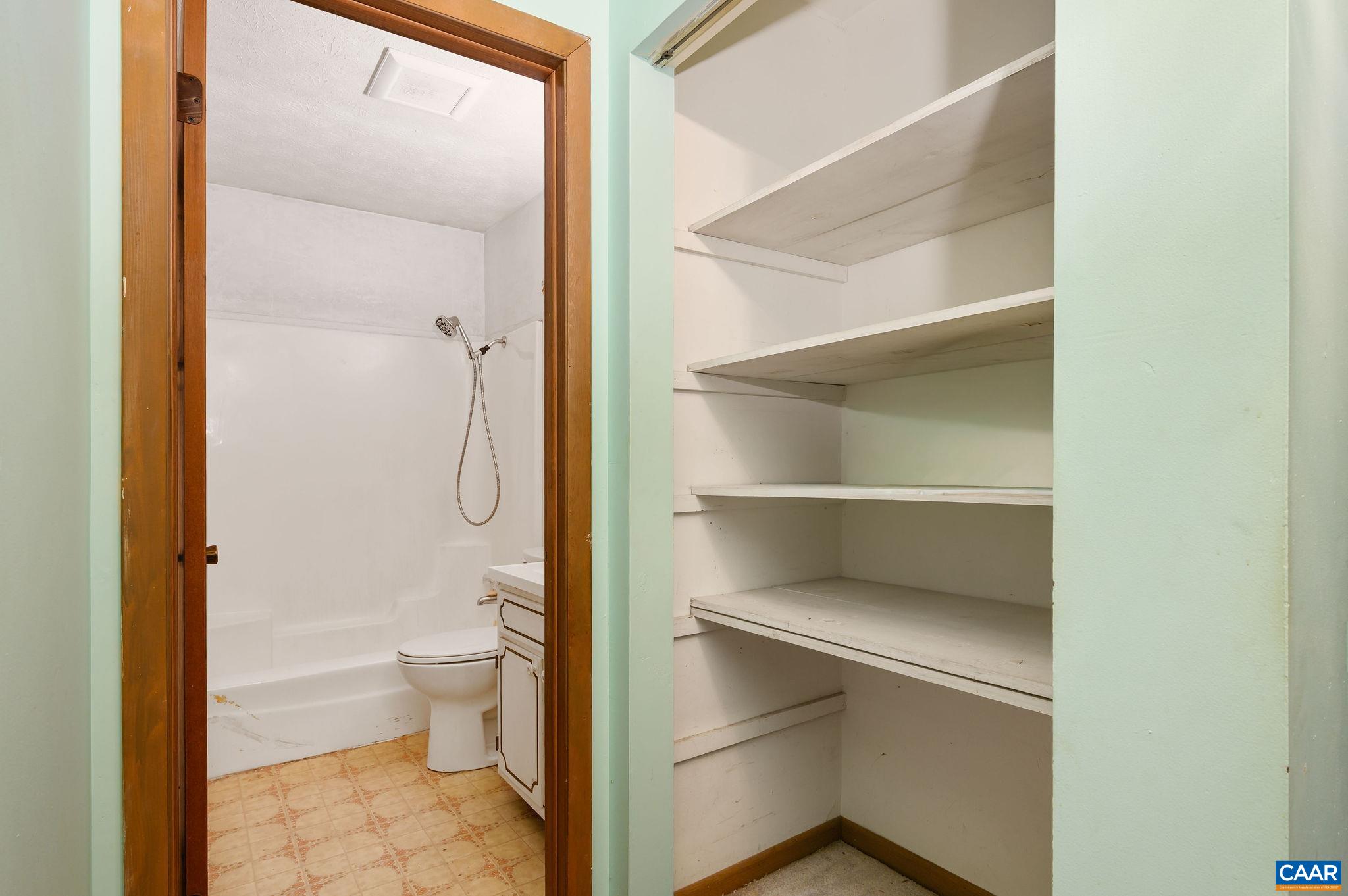 202 HARTMANS MILL RD, CHARLOTTESVILLE, Virginia 22902, 4 Bedrooms Bedrooms, ,2 BathroomsBathrooms,Residential,202 HARTMANS MILL RD,671262 MLS # 671262