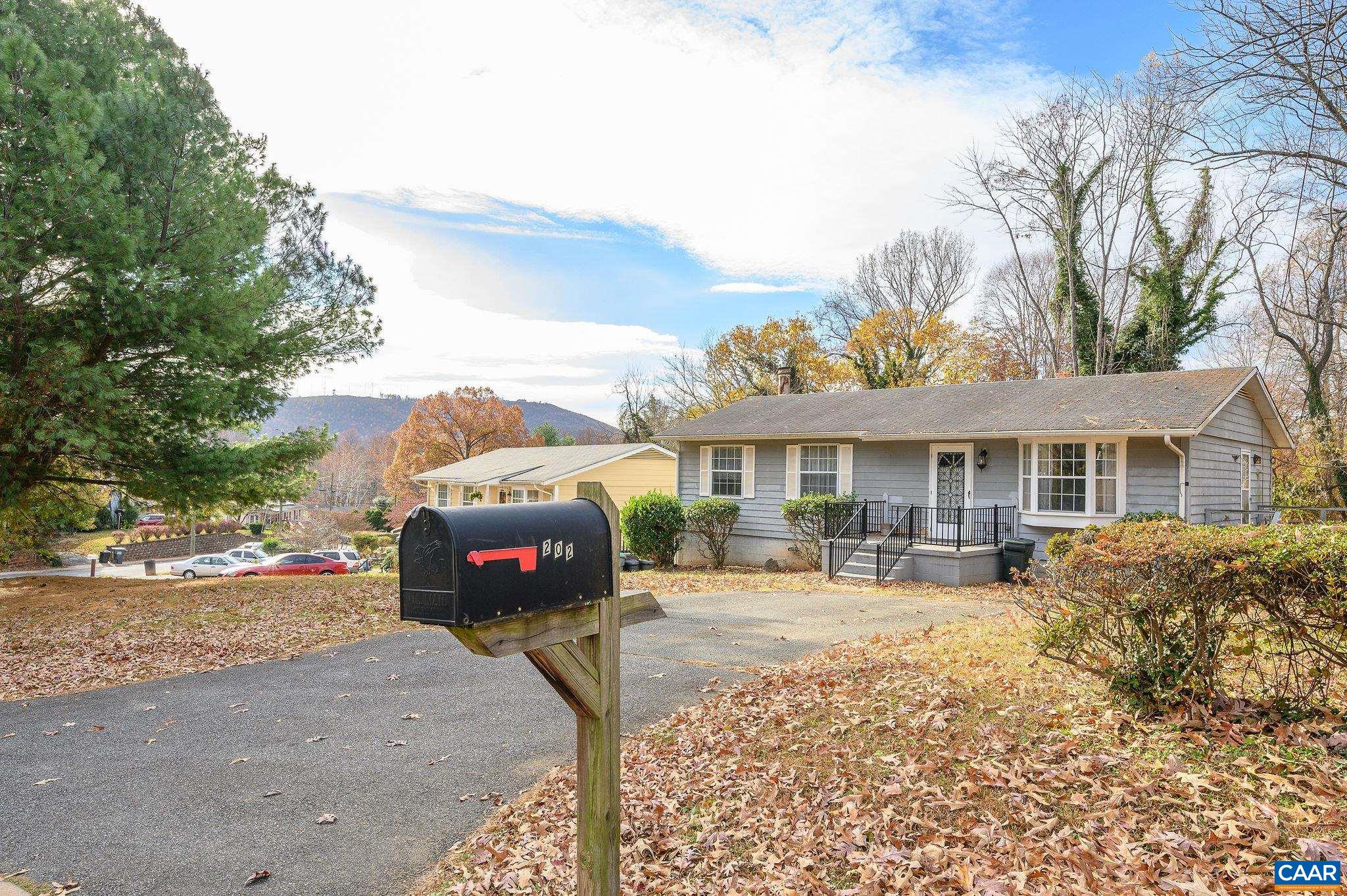 202 HARTMANS MILL RD, CHARLOTTESVILLE, Virginia 22902, 4 Bedrooms Bedrooms, ,2 BathroomsBathrooms,Residential,202 HARTMANS MILL RD,671262 MLS # 671262