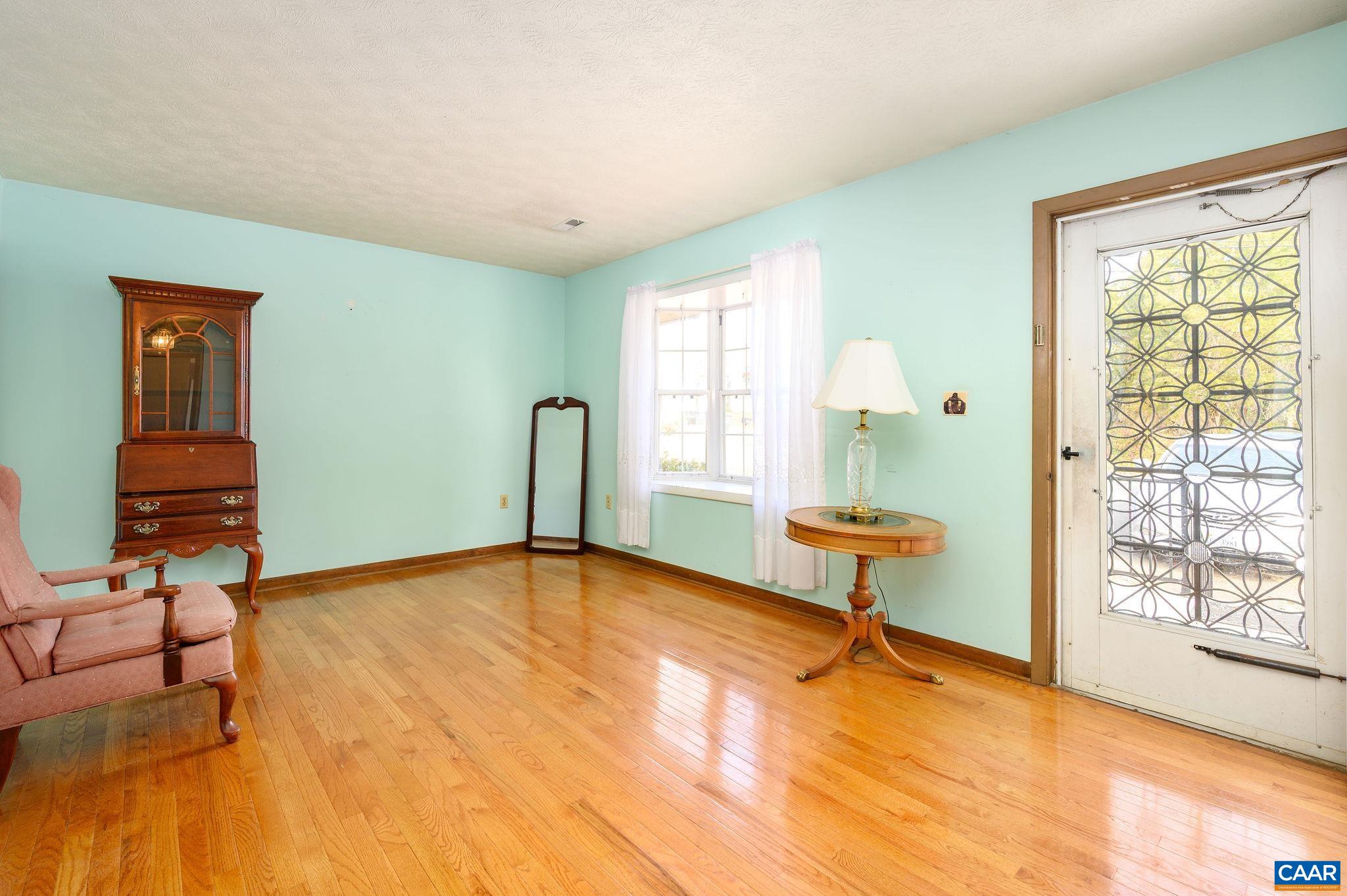 202 HARTMANS MILL RD, CHARLOTTESVILLE, Virginia 22902, 4 Bedrooms Bedrooms, ,2 BathroomsBathrooms,Residential,202 HARTMANS MILL RD,671262 MLS # 671262