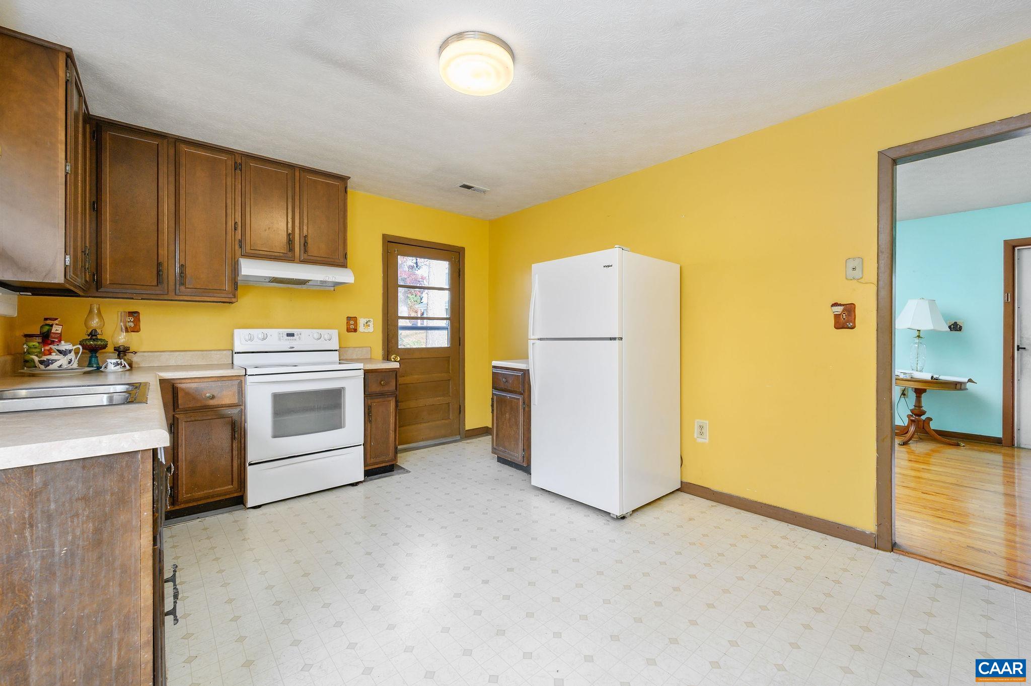 202 HARTMANS MILL RD, CHARLOTTESVILLE, Virginia 22902, 4 Bedrooms Bedrooms, ,2 BathroomsBathrooms,Residential,202 HARTMANS MILL RD,671262 MLS # 671262