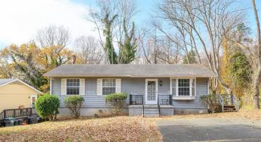 202 HARTMANS MILL RD, CHARLOTTESVILLE, Virginia 22902, 4 Bedrooms Bedrooms, ,2 BathroomsBathrooms,Residential,202 HARTMANS MILL RD,671262 MLS # 671262