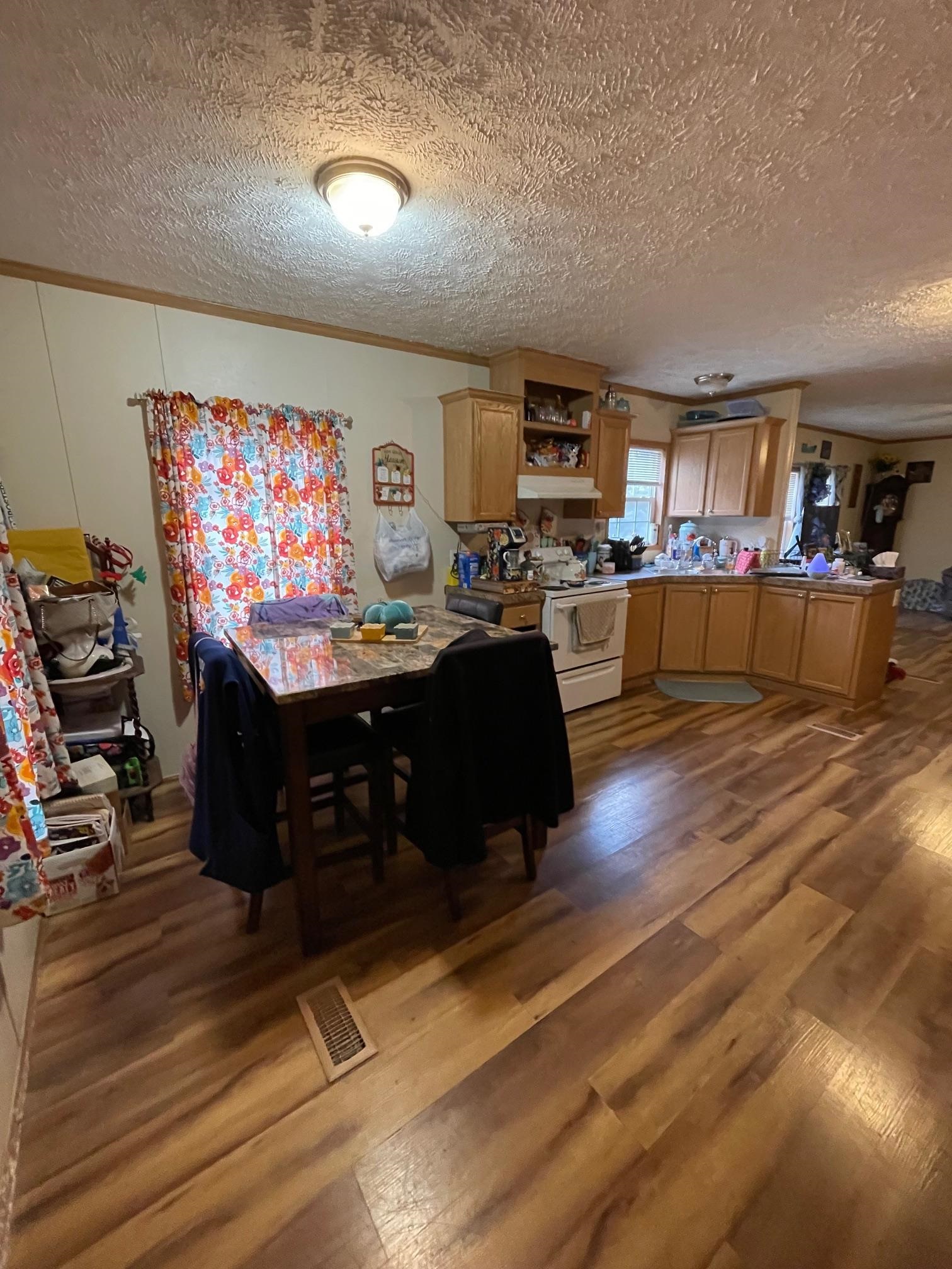 10738 PHILLIPS STORE RD, BROADWAY, Virginia 22815, 3 Bedrooms Bedrooms, ,2 BathroomsBathrooms,Residential,10738 PHILLIPS STORE RD,671266 MLS # 671266