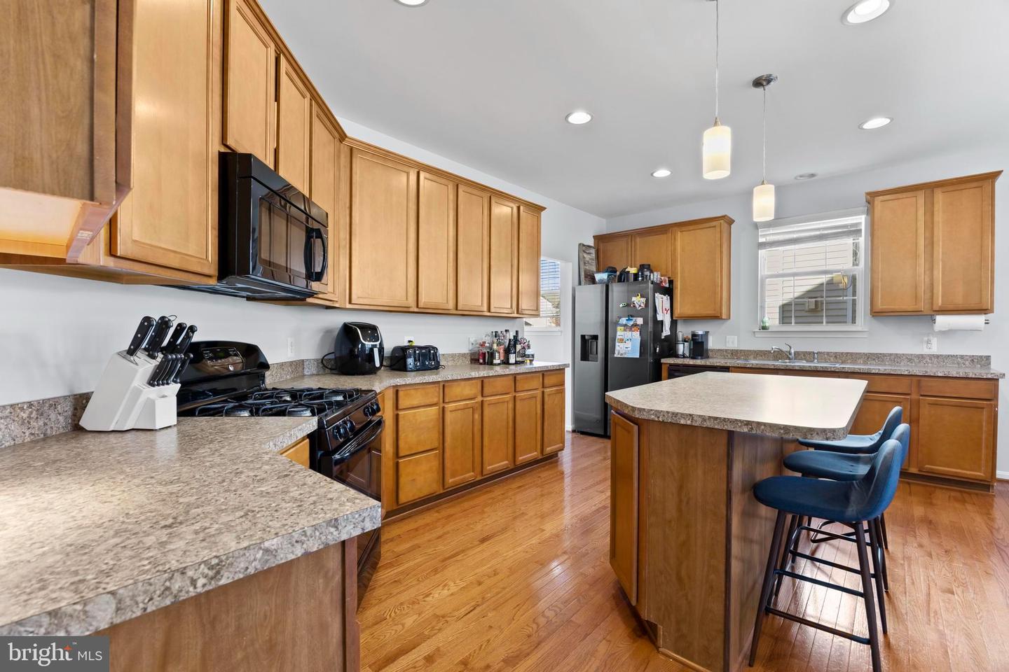 3000 AMERICAN EAGLE BLVD, WOODBRIDGE, Virginia 22191, 5 Bedrooms Bedrooms, ,3 BathroomsBathrooms,Residential,For sale,3000 AMERICAN EAGLE BLVD,VAPW2103630 MLS # VAPW2103630