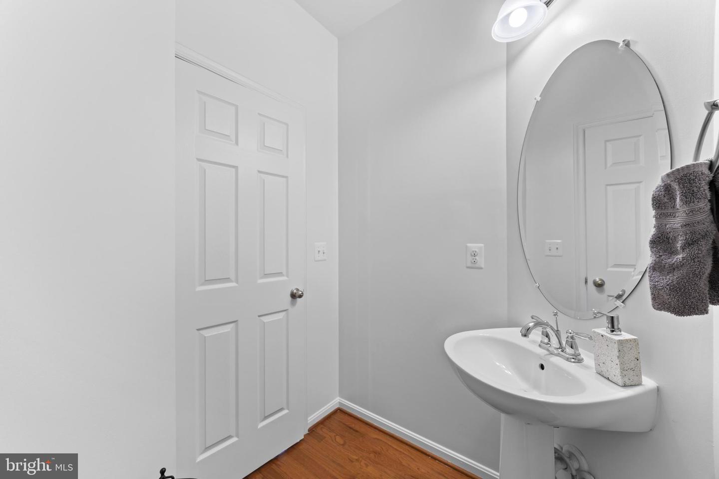 3000 AMERICAN EAGLE BLVD, WOODBRIDGE, Virginia 22191, 5 Bedrooms Bedrooms, ,3 BathroomsBathrooms,Residential,For sale,3000 AMERICAN EAGLE BLVD,VAPW2103630 MLS # VAPW2103630