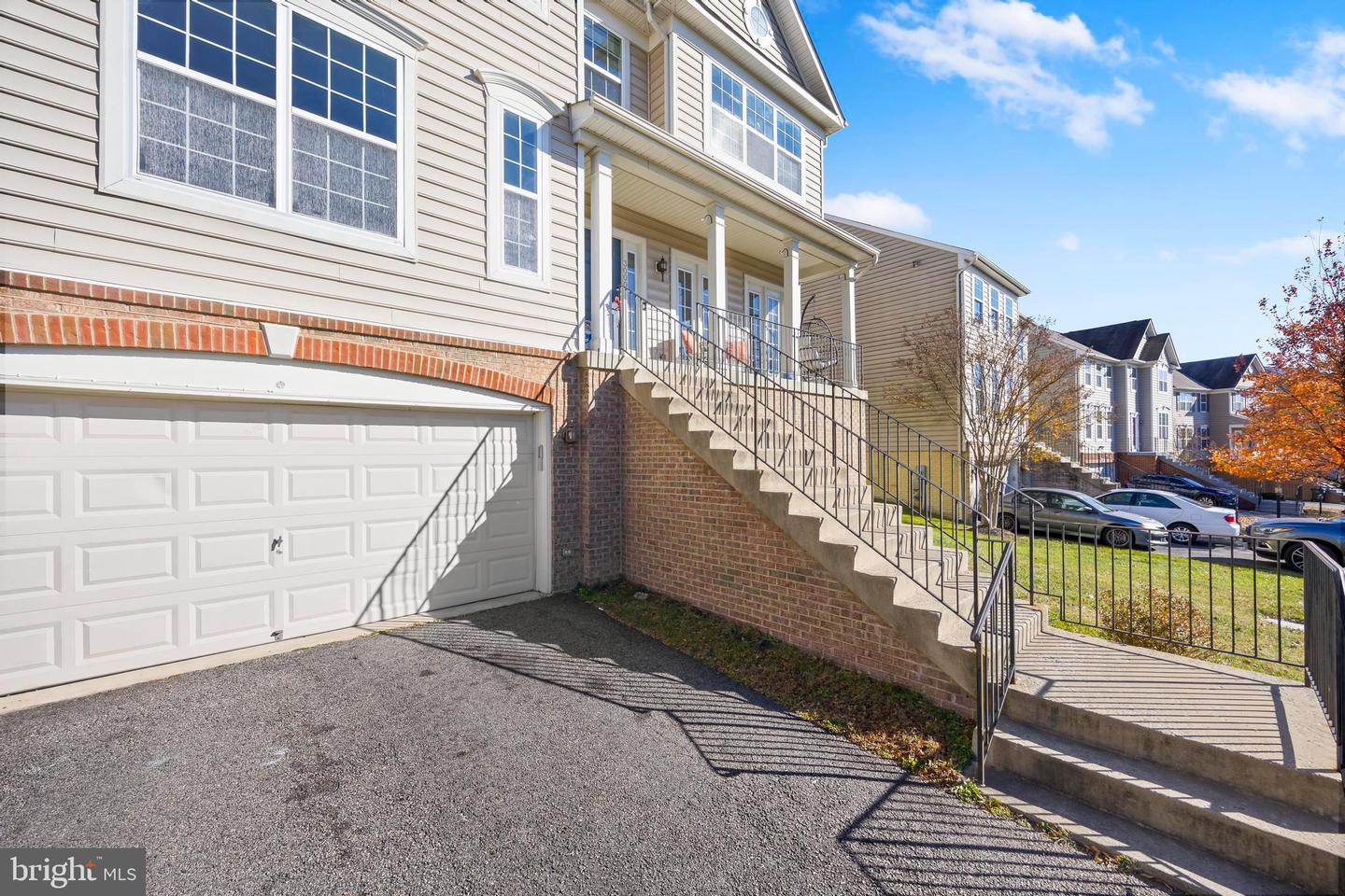 3000 AMERICAN EAGLE BLVD, WOODBRIDGE, Virginia 22191, 5 Bedrooms Bedrooms, ,3 BathroomsBathrooms,Residential,For sale,3000 AMERICAN EAGLE BLVD,VAPW2103630 MLS # VAPW2103630