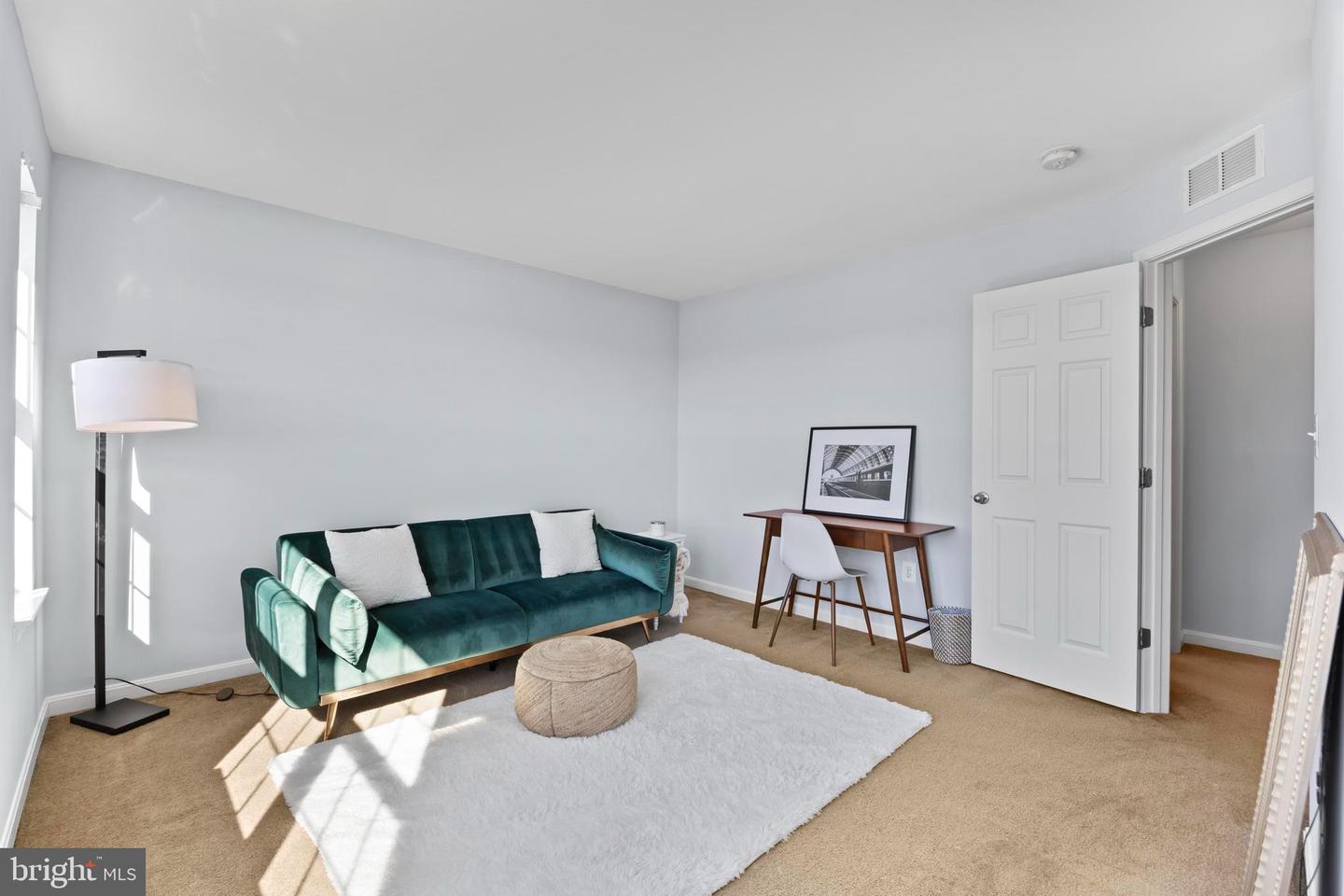 3000 AMERICAN EAGLE BLVD, WOODBRIDGE, Virginia 22191, 5 Bedrooms Bedrooms, ,3 BathroomsBathrooms,Residential,For sale,3000 AMERICAN EAGLE BLVD,VAPW2103630 MLS # VAPW2103630