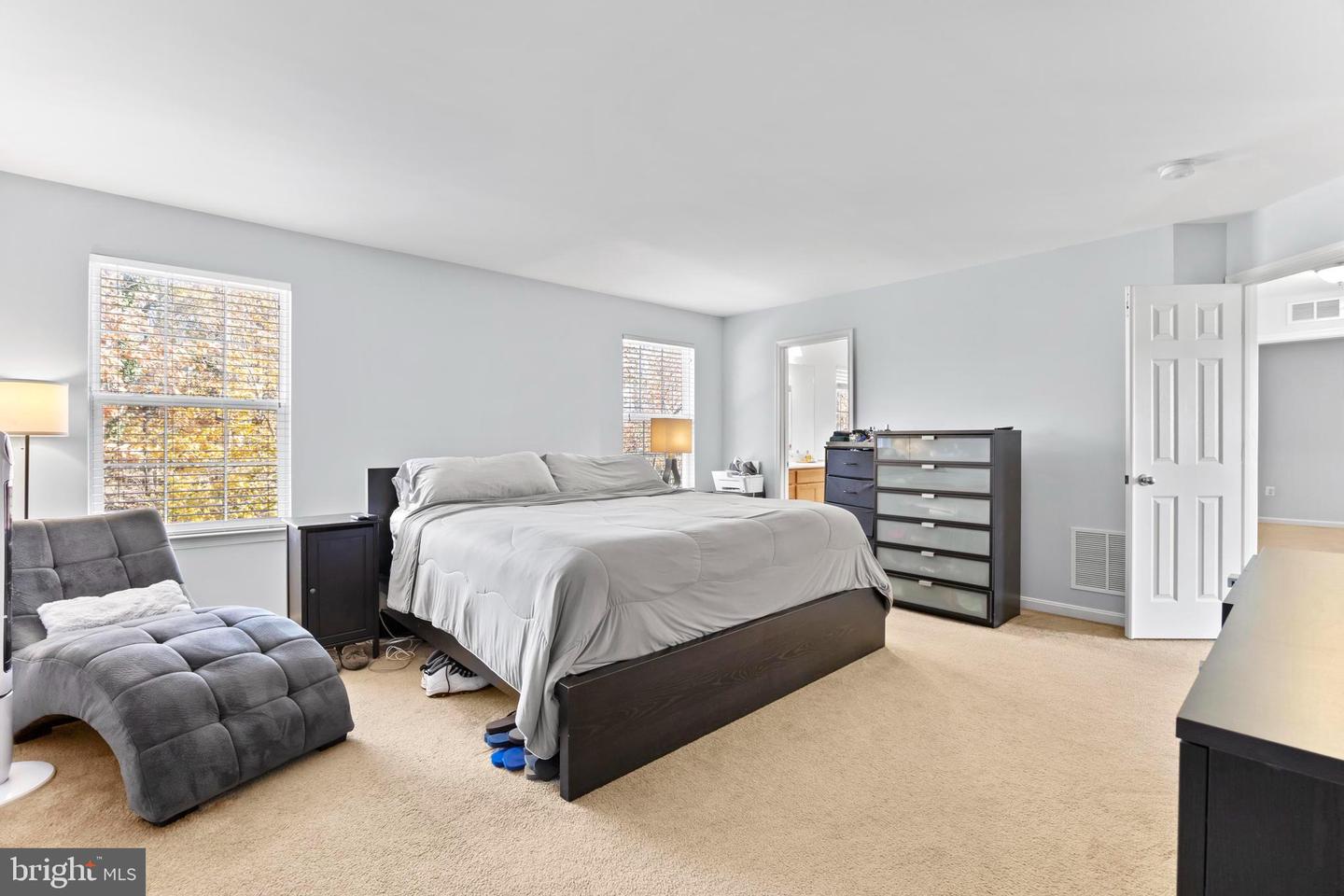 3000 AMERICAN EAGLE BLVD, WOODBRIDGE, Virginia 22191, 5 Bedrooms Bedrooms, ,3 BathroomsBathrooms,Residential,For sale,3000 AMERICAN EAGLE BLVD,VAPW2103630 MLS # VAPW2103630