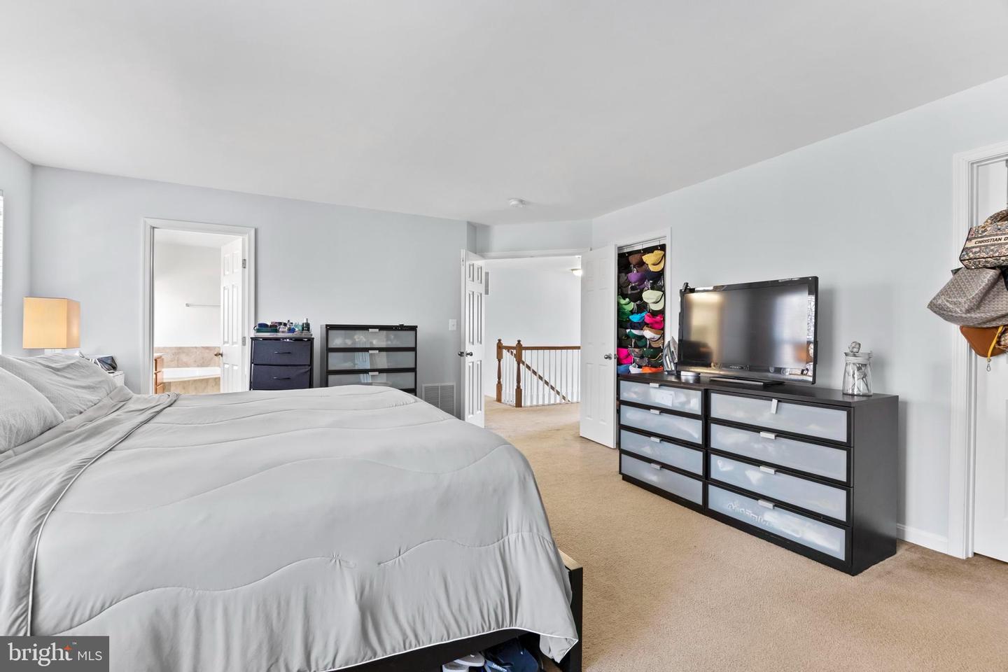 3000 AMERICAN EAGLE BLVD, WOODBRIDGE, Virginia 22191, 5 Bedrooms Bedrooms, ,3 BathroomsBathrooms,Residential,For sale,3000 AMERICAN EAGLE BLVD,VAPW2103630 MLS # VAPW2103630