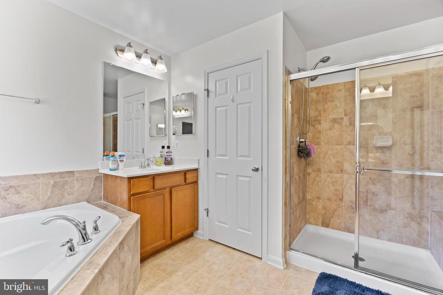 3000 AMERICAN EAGLE BLVD, WOODBRIDGE, Virginia 22191, 5 Bedrooms Bedrooms, ,3 BathroomsBathrooms,Residential,For sale,3000 AMERICAN EAGLE BLVD,VAPW2103630 MLS # VAPW2103630