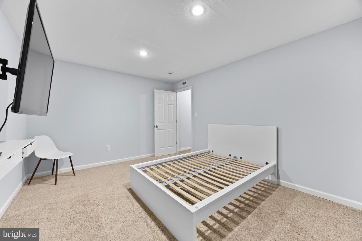 3000 AMERICAN EAGLE BLVD, WOODBRIDGE, Virginia 22191, 5 Bedrooms Bedrooms, ,3 BathroomsBathrooms,Residential,For sale,3000 AMERICAN EAGLE BLVD,VAPW2103630 MLS # VAPW2103630