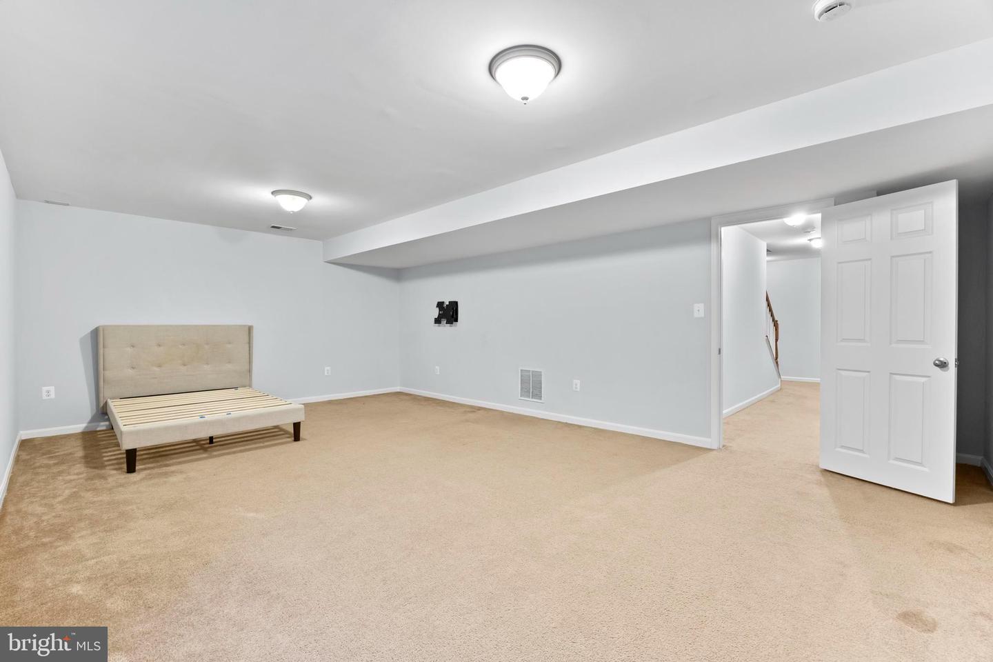 3000 AMERICAN EAGLE BLVD, WOODBRIDGE, Virginia 22191, 5 Bedrooms Bedrooms, ,3 BathroomsBathrooms,Residential,For sale,3000 AMERICAN EAGLE BLVD,VAPW2103630 MLS # VAPW2103630