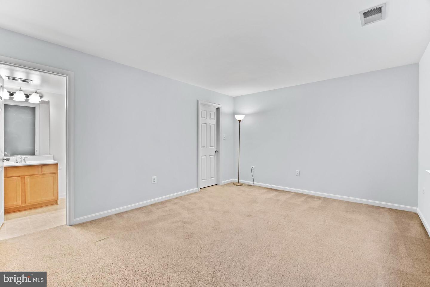 3000 AMERICAN EAGLE BLVD, WOODBRIDGE, Virginia 22191, 5 Bedrooms Bedrooms, ,3 BathroomsBathrooms,Residential,For sale,3000 AMERICAN EAGLE BLVD,VAPW2103630 MLS # VAPW2103630