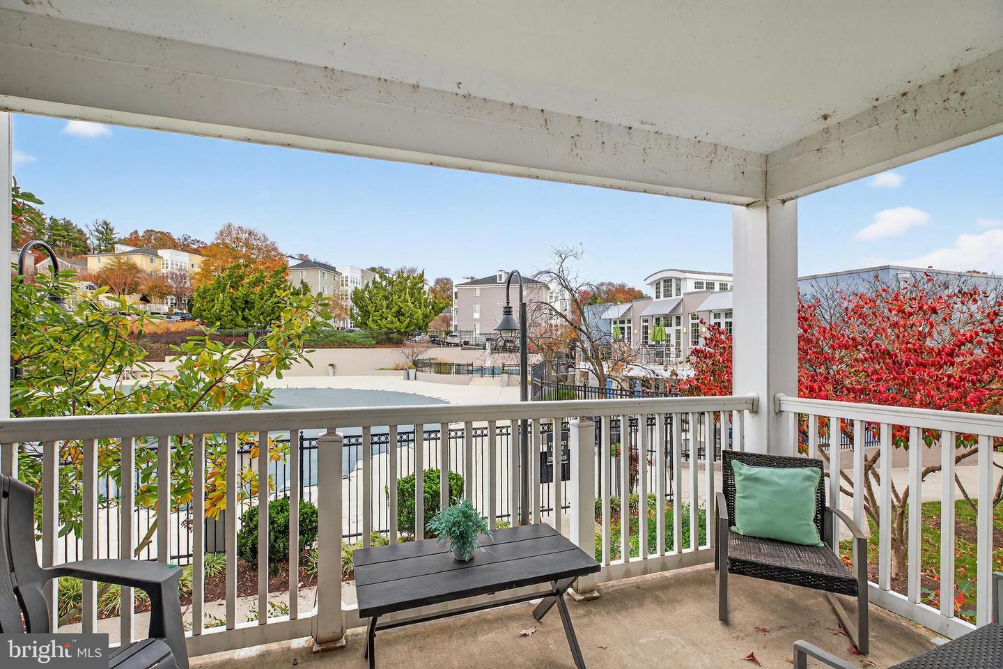 4163 S FOUR MILE RUN DR #301, ARLINGTON, Virginia 22204, 1 Bedroom Bedrooms, ,1 BathroomBathrooms,Residential,For sale,4163 S FOUR MILE RUN DR #301,VAAR2063434 MLS # VAAR2063434 4163 S FOUR MILE RUN DR #301, ARLINGTON, Virginia 22204, 1 Bedroom Bedrooms, ,1 BathroomBathrooms,Residential,For sale,4163 S FOUR MILE RUN DR #301,VAAR2063434 MLS # VAAR2063434