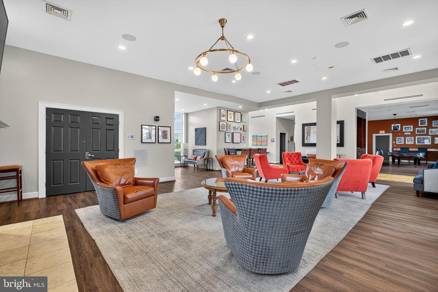 4163 S FOUR MILE RUN DR #301, ARLINGTON, Virginia 22204, 1 Bedroom Bedrooms, ,1 BathroomBathrooms,Residential,For sale,4163 S FOUR MILE RUN DR #301,VAAR2063434 MLS # VAAR2063434 4163 S FOUR MILE RUN DR #301, ARLINGTON, Virginia 22204, 1 Bedroom Bedrooms, ,1 BathroomBathrooms,Residential,For sale,4163 S FOUR MILE RUN DR #301,VAAR2063434 MLS # VAAR2063434