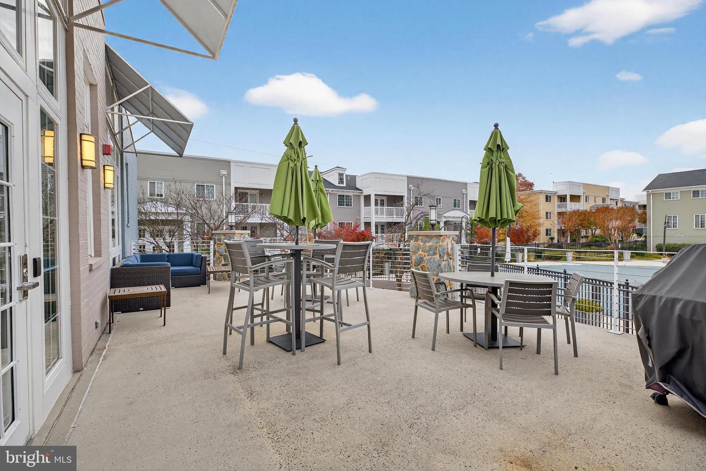 4163 S FOUR MILE RUN DR #301, ARLINGTON, Virginia 22204, 1 Bedroom Bedrooms, ,1 BathroomBathrooms,Residential,For sale,4163 S FOUR MILE RUN DR #301,VAAR2063434 MLS # VAAR2063434 4163 S FOUR MILE RUN DR #301, ARLINGTON, Virginia 22204, 1 Bedroom Bedrooms, ,1 BathroomBathrooms,Residential,For sale,4163 S FOUR MILE RUN DR #301,VAAR2063434 MLS # VAAR2063434