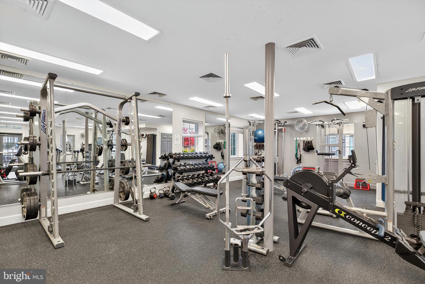 4163 S FOUR MILE RUN DR #301, ARLINGTON, Virginia 22204, 1 Bedroom Bedrooms, ,1 BathroomBathrooms,Residential,For sale,4163 S FOUR MILE RUN DR #301,VAAR2063434 MLS # VAAR2063434 4163 S FOUR MILE RUN DR #301, ARLINGTON, Virginia 22204, 1 Bedroom Bedrooms, ,1 BathroomBathrooms,Residential,For sale,4163 S FOUR MILE RUN DR #301,VAAR2063434 MLS # VAAR2063434