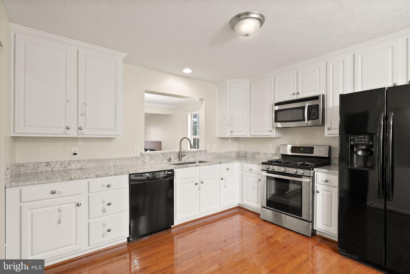 17435 ISLE ROYALE TER, DUMFRIES, Virginia 22025, 4 Bedrooms Bedrooms, 8 Rooms Rooms,3 BathroomsBathrooms,Residential,For sale,17435 ISLE ROYALE TER,VAPW2104728 MLS # VAPW2104728