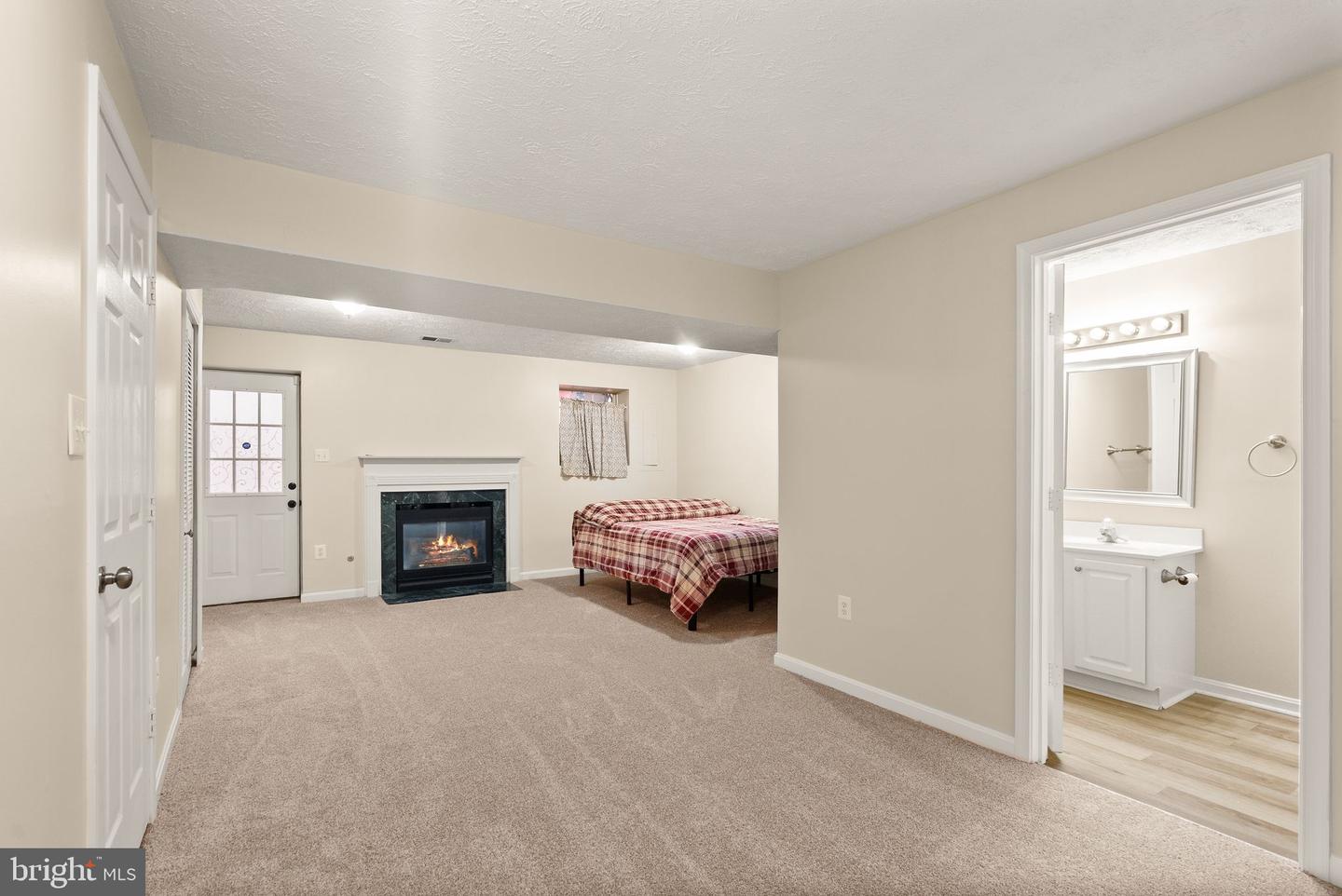 17435 ISLE ROYALE TER, DUMFRIES, Virginia 22025, 4 Bedrooms Bedrooms, 8 Rooms Rooms,3 BathroomsBathrooms,Residential,For sale,17435 ISLE ROYALE TER,VAPW2104728 MLS # VAPW2104728