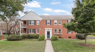 6613 E WAKEFIELD DR #A1, ALEXANDRIA, Virginia 22307, 2 Bedrooms Bedrooms, ,1 BathroomBathrooms,Residential,For sale,6613 E WAKEFIELD DR #A1,VAFX2269760 MLS # VAFX2269760