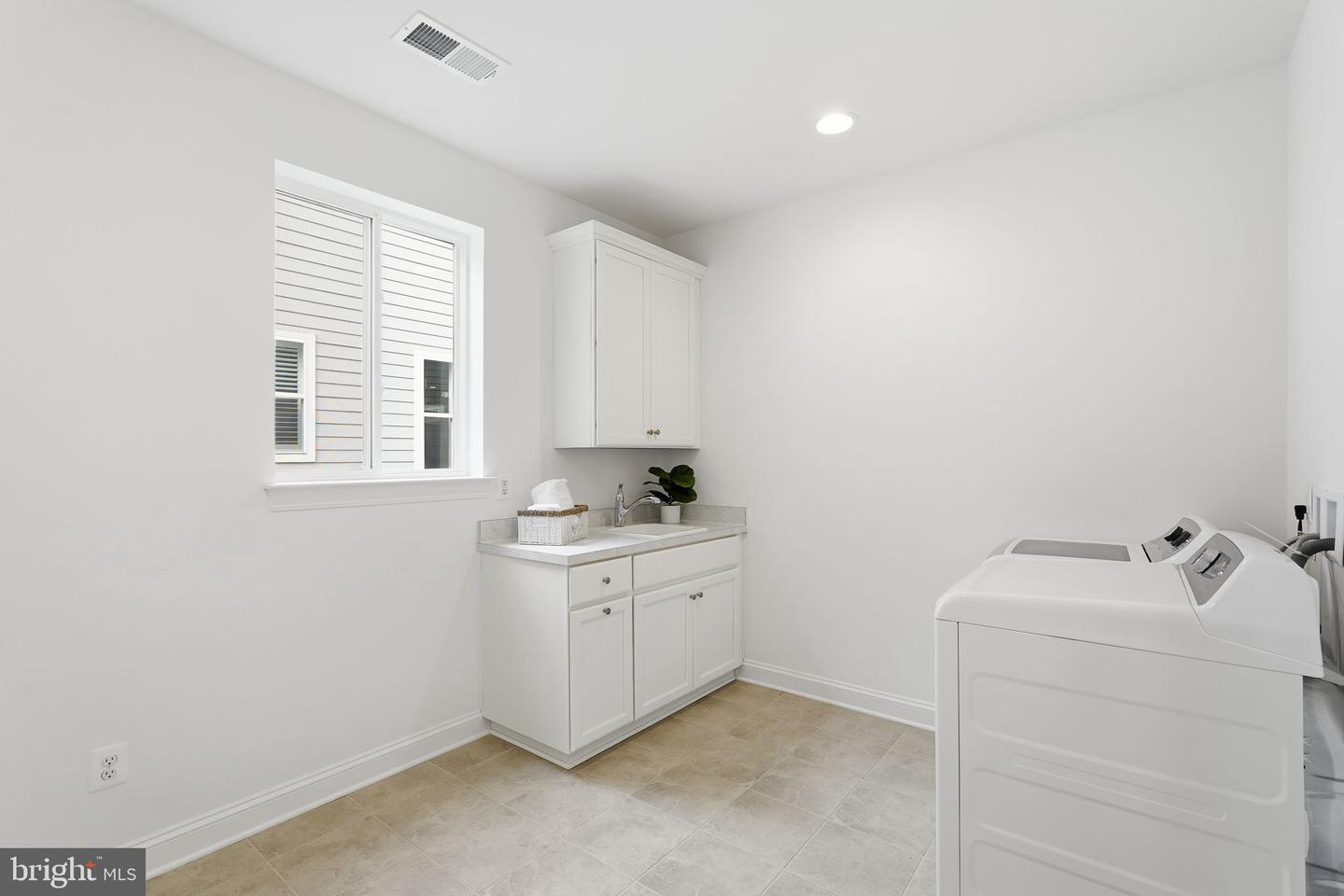 103 PLANETREE CT, LAKE FREDERICK, Virginia 22630, 3 Bedrooms Bedrooms, ,3 BathroomsBathrooms,Residential,For sale,103 PLANETREE CT,VAFV2037204 MLS # VAFV2037204 103 PLANETREE CT, LAKE FREDERICK, Virginia 22630, 3 Bedrooms Bedrooms, ,3 BathroomsBathrooms,Residential,For sale,103 PLANETREE CT,VAFV2037204 MLS # VAFV2037204