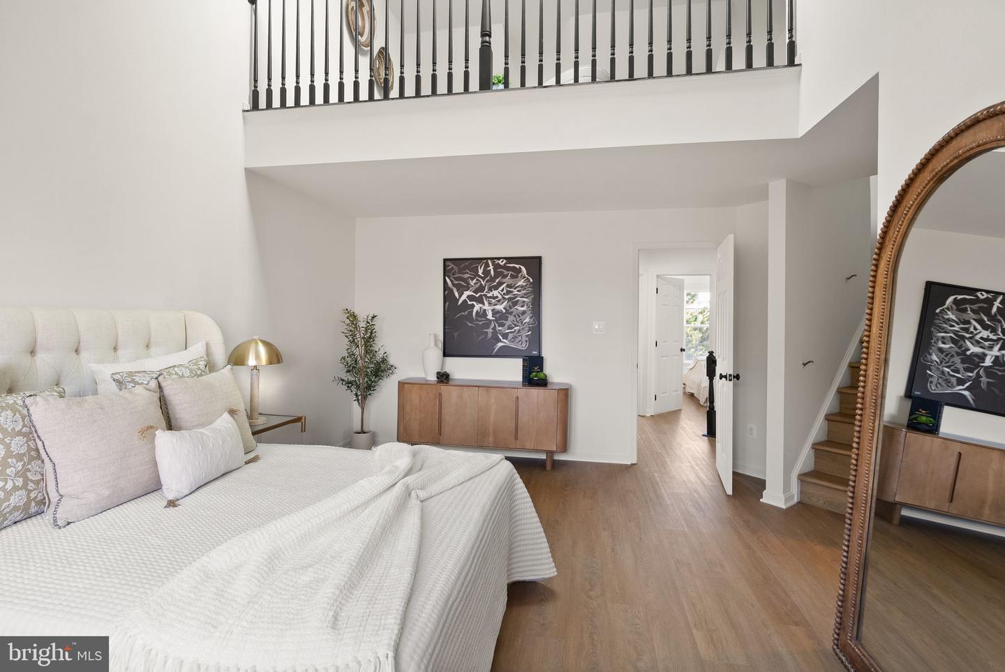 7057 KINGS MANOR DR, ALEXANDRIA, Virginia 22315, 3 Bedrooms Bedrooms, ,3 BathroomsBathrooms,Residential,For sale,7057 KINGS MANOR DR,VAFX2274066 MLS # VAFX2274066 7057 KINGS MANOR DR, ALEXANDRIA, Virginia 22315, 3 Bedrooms Bedrooms, ,3 BathroomsBathrooms,Residential,For sale,7057 KINGS MANOR DR,VAFX2274066 MLS # VAFX2274066