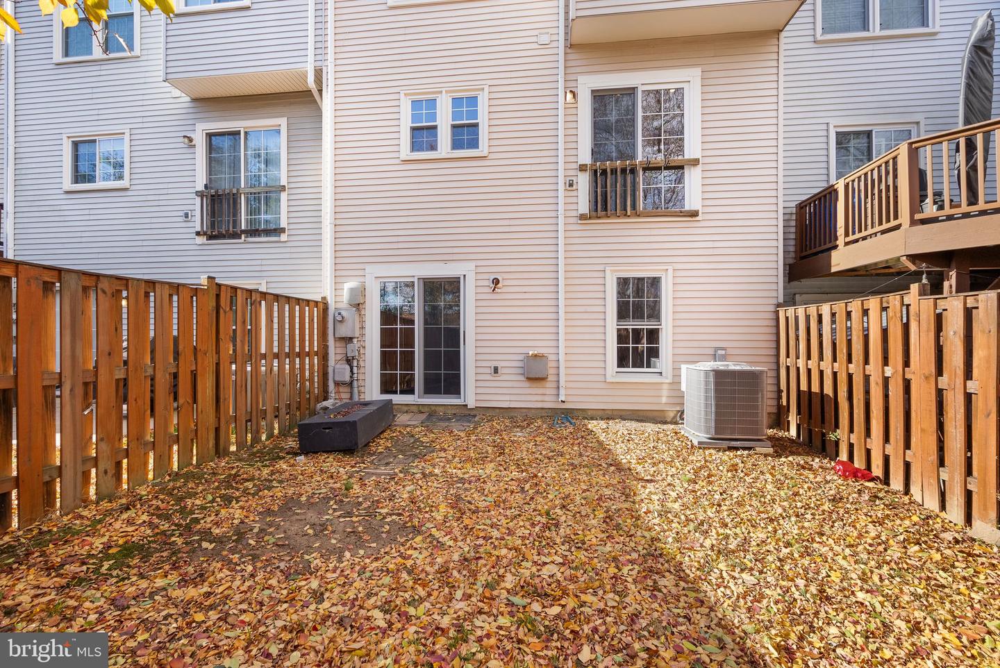 7057 KINGS MANOR DR, ALEXANDRIA, Virginia 22315, 3 Bedrooms Bedrooms, ,3 BathroomsBathrooms,Residential,For sale,7057 KINGS MANOR DR,VAFX2274066 MLS # VAFX2274066 7057 KINGS MANOR DR, ALEXANDRIA, Virginia 22315, 3 Bedrooms Bedrooms, ,3 BathroomsBathrooms,Residential,For sale,7057 KINGS MANOR DR,VAFX2274066 MLS # VAFX2274066