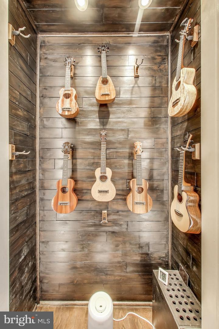 3100 N GLEBE RD, ARLINGTON, Virginia 22207, 7 Bedrooms Bedrooms, ,6 BathroomsBathrooms,Residential,For sale,3100 N GLEBE RD,VAAR2064890 MLS # VAAR2064890 3100 N GLEBE RD, ARLINGTON, Virginia 22207, 7 Bedrooms Bedrooms, ,6 BathroomsBathrooms,Residential,For sale,3100 N GLEBE RD,VAAR2064890 MLS # VAAR2064890