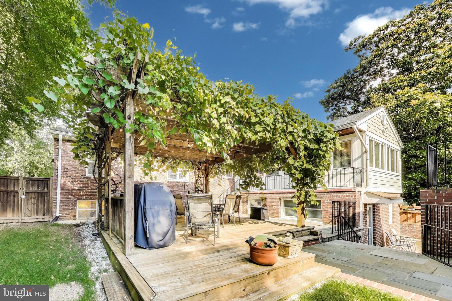 3100 N GLEBE RD, ARLINGTON, Virginia 22207, 7 Bedrooms Bedrooms, ,6 BathroomsBathrooms,Residential,For sale,3100 N GLEBE RD,VAAR2064890 MLS # VAAR2064890 3100 N GLEBE RD, ARLINGTON, Virginia 22207, 7 Bedrooms Bedrooms, ,6 BathroomsBathrooms,Residential,For sale,3100 N GLEBE RD,VAAR2064890 MLS # VAAR2064890