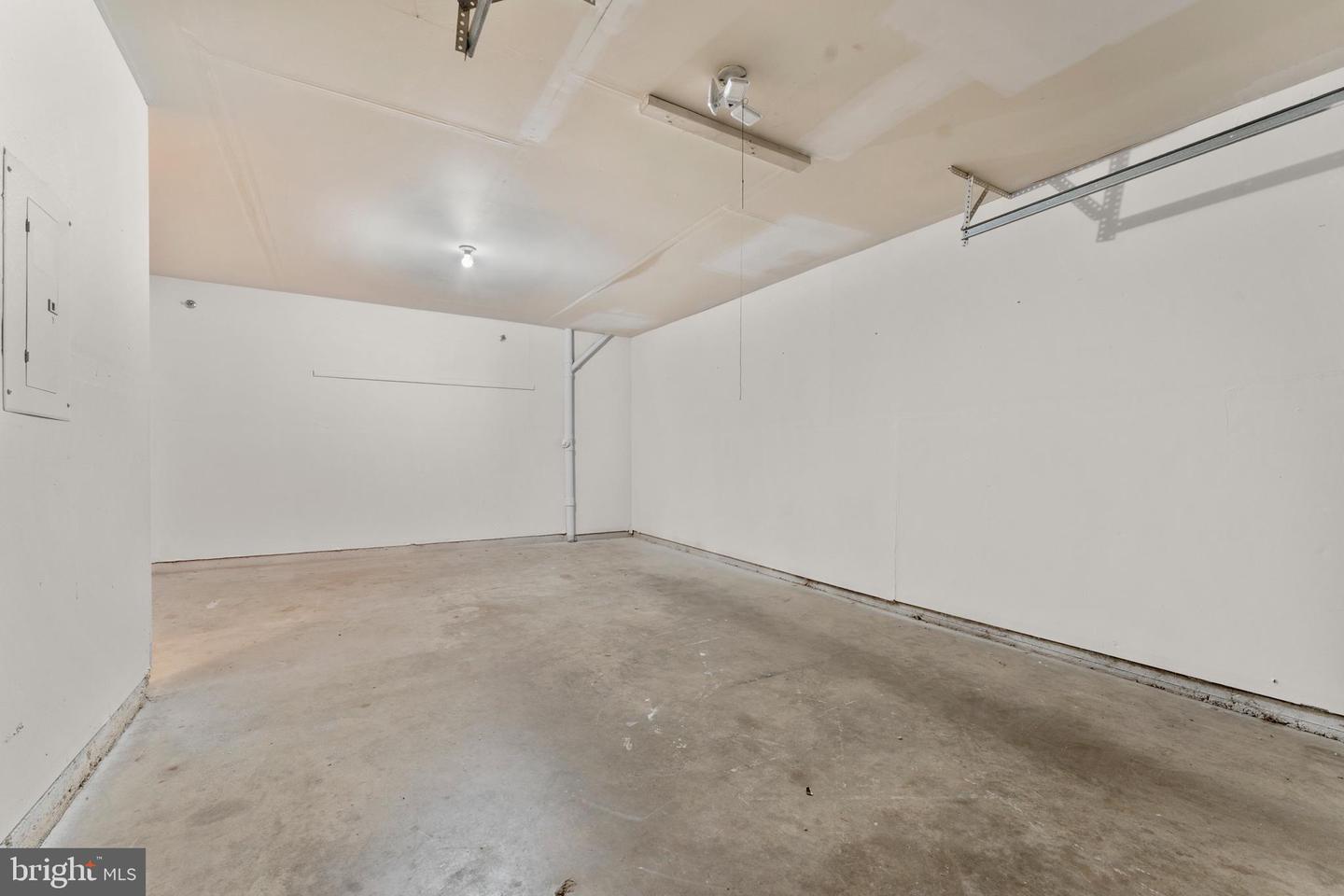 11184 STAGESTONE WAY, MANASSAS, Virginia 20109, 2 Bedrooms Bedrooms, ,2 BathroomsBathrooms,Residential,For sale,11184 STAGESTONE WAY,VAPW2106476 MLS # VAPW2106476