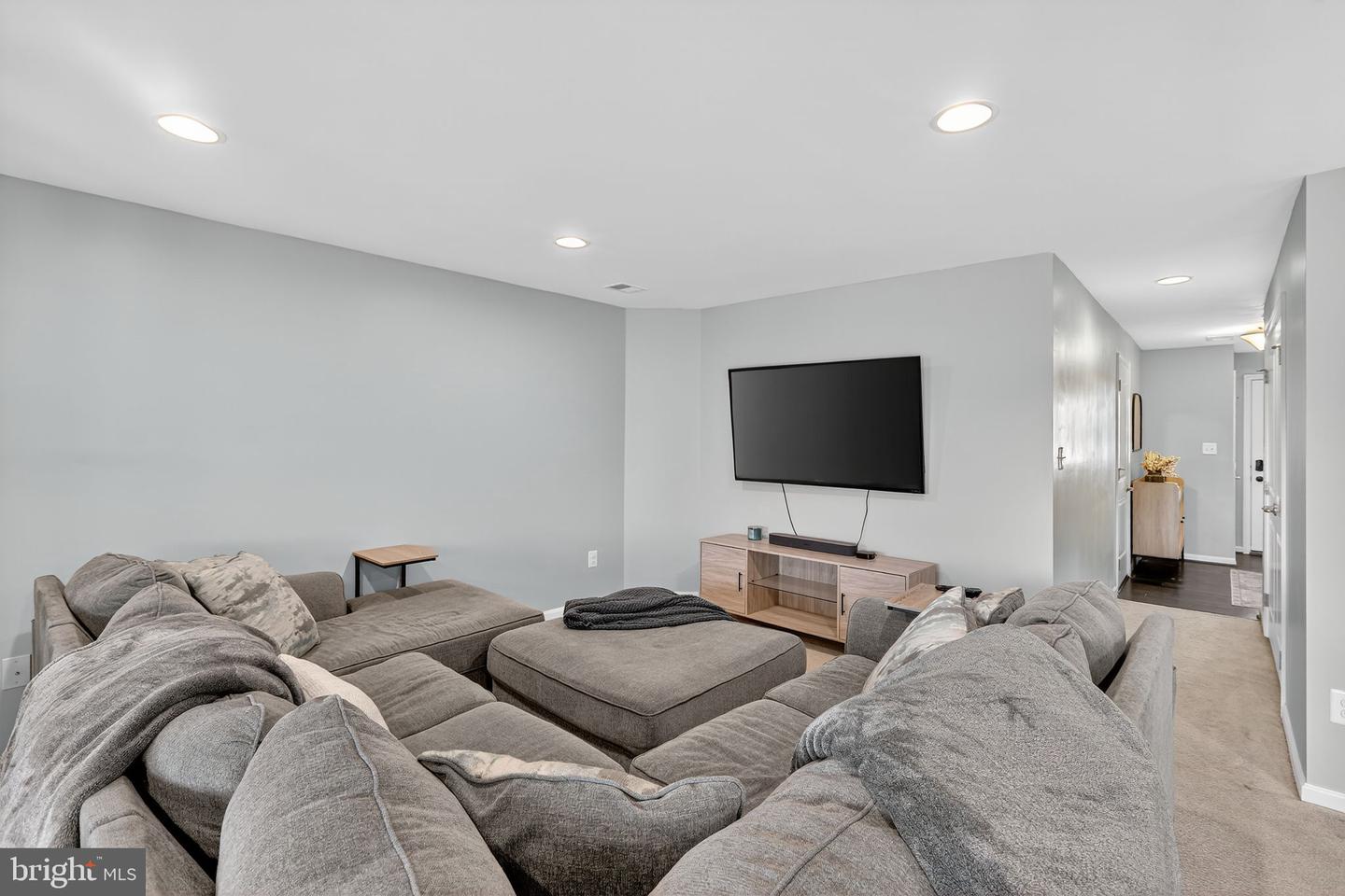 10789 HINTON WAY, MANASSAS, Virginia 20112, 3 Bedrooms Bedrooms, ,2 BathroomsBathrooms,Residential,For sale,10789 HINTON WAY,VAPW2106556 MLS # VAPW2106556