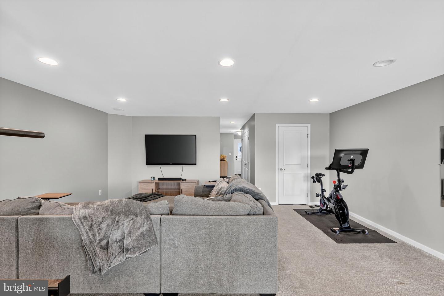 10789 HINTON WAY, MANASSAS, Virginia 20112, 3 Bedrooms Bedrooms, ,2 BathroomsBathrooms,Residential,For sale,10789 HINTON WAY,VAPW2106556 MLS # VAPW2106556