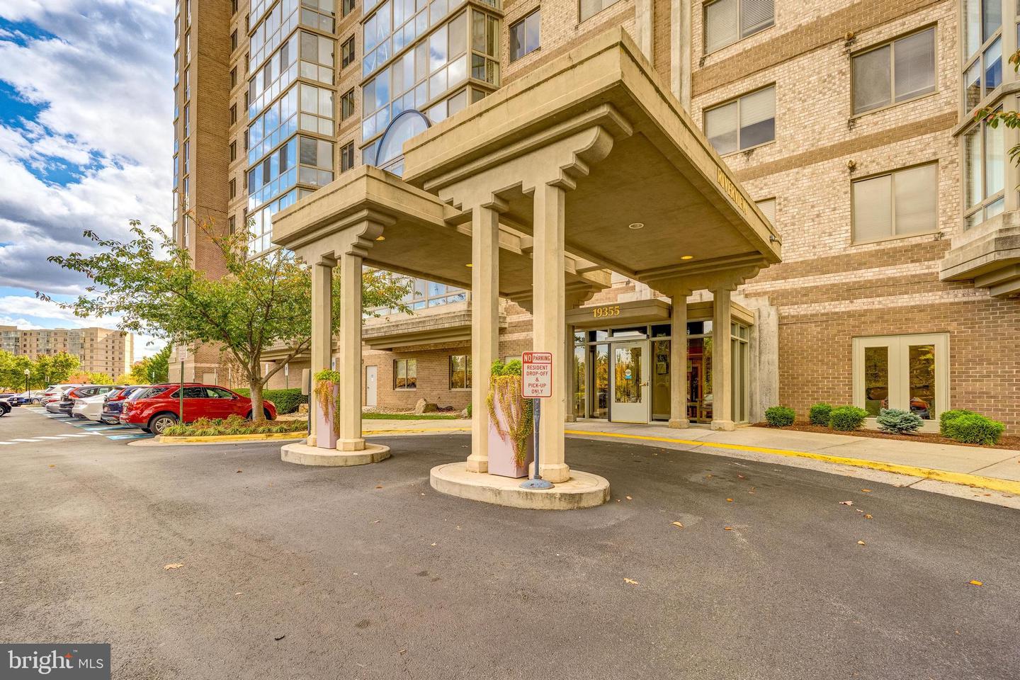 19355 CYPRESS RIDGE TER #114, LEESBURG, Virginia 20176, 2 Bedrooms Bedrooms, ,2 BathroomsBathrooms,Residential,For sale,19355 CYPRESS RIDGE TER #114,VALO2109516 MLS # VALO2109516 19355 CYPRESS RIDGE TER #114, LEESBURG, Virginia 20176, 2 Bedrooms Bedrooms, ,2 BathroomsBathrooms,Residential,For sale,19355 CYPRESS RIDGE TER #114,VALO2109516 MLS # VALO2109516