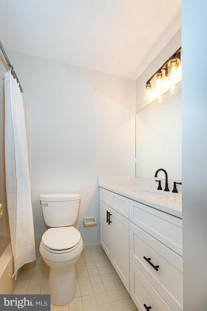 9596 OAKINGTON DR, FAIRFAX STATION, Virginia 22039, 5 Bedrooms Bedrooms, ,3 BathroomsBathrooms,Residential,For sale,9596 OAKINGTON DR,VAFX2276102 MLS # VAFX2276102 9596 OAKINGTON DR, FAIRFAX STATION, Virginia 22039, 5 Bedrooms Bedrooms, ,3 BathroomsBathrooms,Residential,For sale,9596 OAKINGTON DR,VAFX2276102 MLS # VAFX2276102