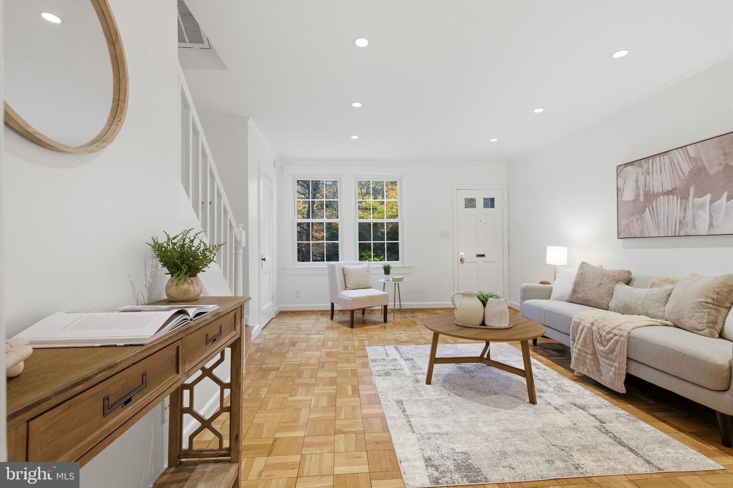 1415 S EDGEWOOD ST #458, ARLINGTON, Virginia 22204, 2 Bedrooms Bedrooms, ,1 BathroomBathrooms,Residential,For sale,1415 S EDGEWOOD ST #458,VAAR2065422 MLS # VAAR2065422