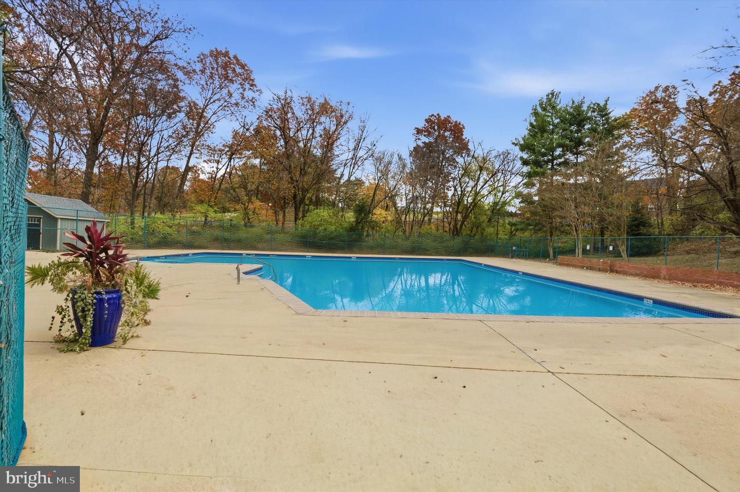 1415 S EDGEWOOD ST #458, ARLINGTON, Virginia 22204, 2 Bedrooms Bedrooms, ,1 BathroomBathrooms,Residential,For sale,1415 S EDGEWOOD ST #458,VAAR2065422 MLS # VAAR2065422