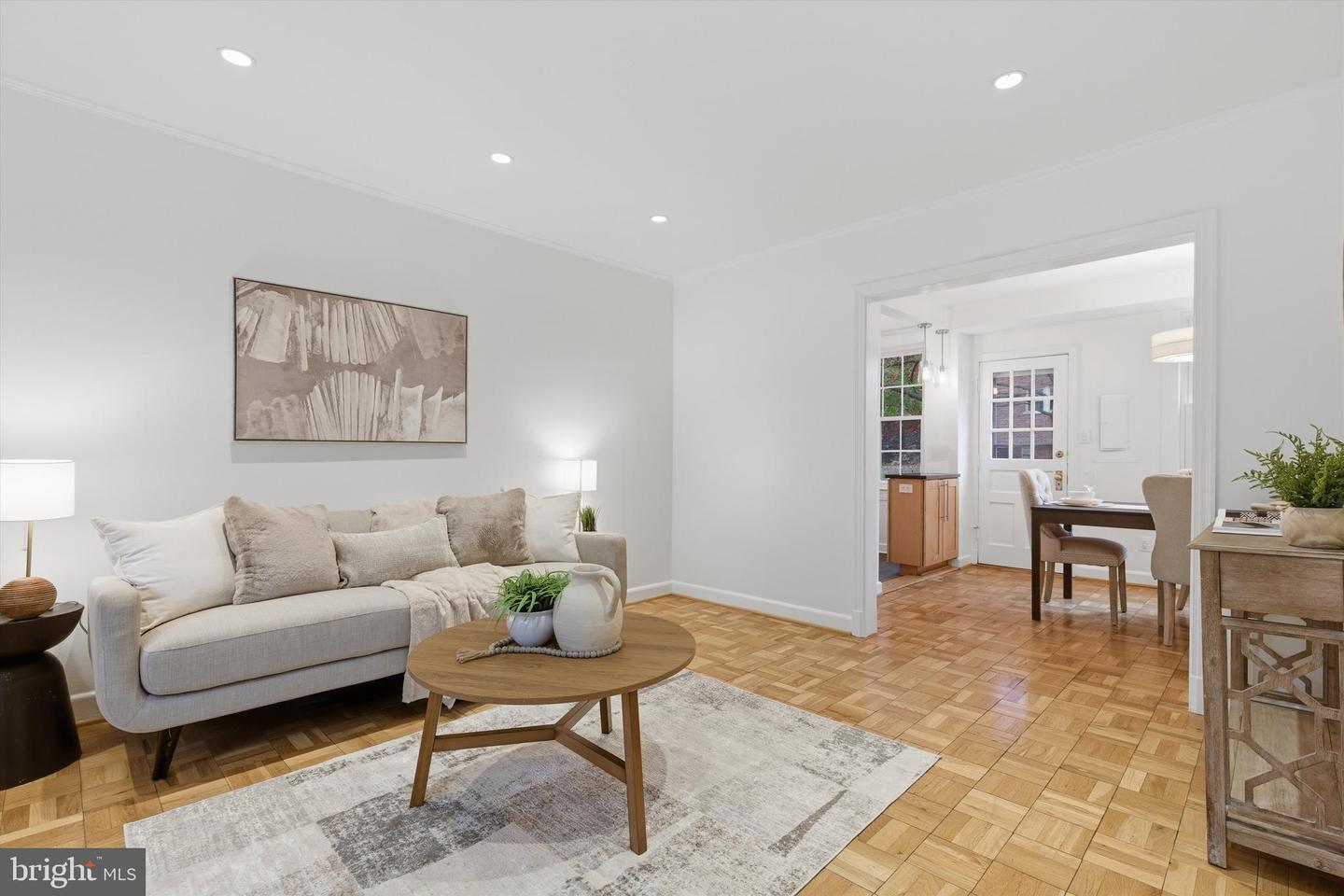 1415 S EDGEWOOD ST #458, ARLINGTON, Virginia 22204, 2 Bedrooms Bedrooms, ,1 BathroomBathrooms,Residential,For sale,1415 S EDGEWOOD ST #458,VAAR2065422 MLS # VAAR2065422