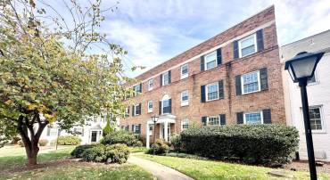 1317 S WALTER REED DR #17201, ARLINGTON, Virginia 22204, 2 Bedrooms Bedrooms, ,1 BathroomBathrooms,Residential,For sale,1317 S WALTER REED DR #17201,VAAR2065474 MLS # VAAR2065474