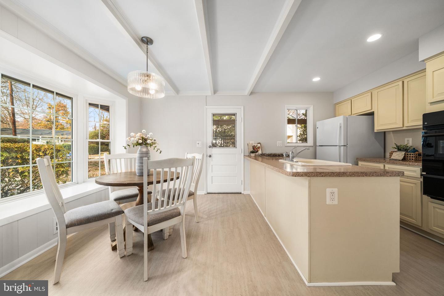 8616 CANTERBURY DR, ANNANDALE, Virginia 22003, 5 Bedrooms Bedrooms, ,2 BathroomsBathrooms,Residential,For sale,8616 CANTERBURY DR,VAFX2277038 MLS # VAFX2277038