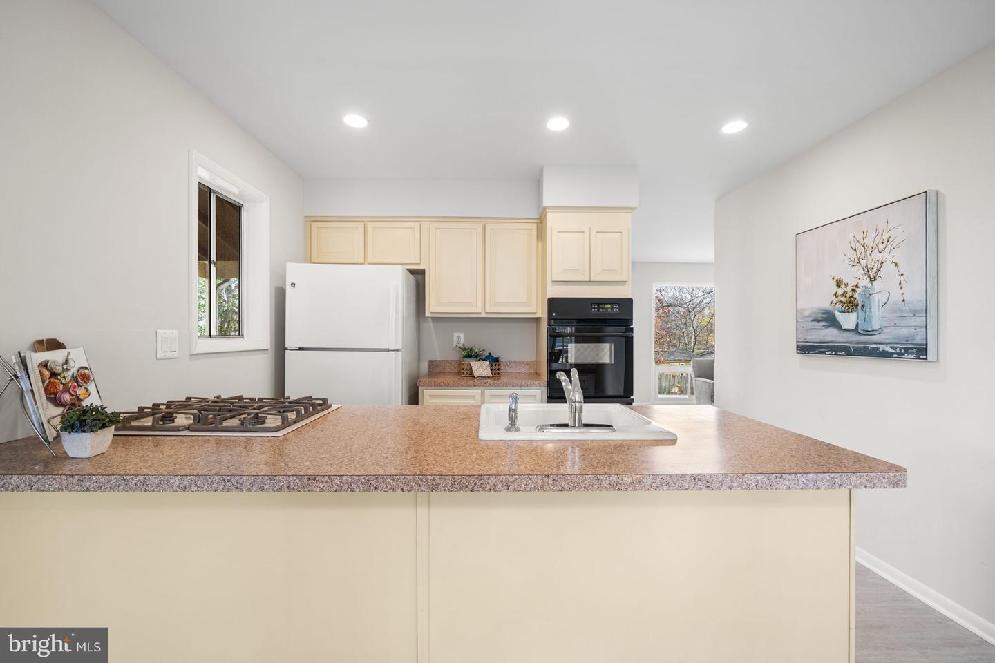 8616 CANTERBURY DR, ANNANDALE, Virginia 22003, 5 Bedrooms Bedrooms, ,2 BathroomsBathrooms,Residential,For sale,8616 CANTERBURY DR,VAFX2277038 MLS # VAFX2277038