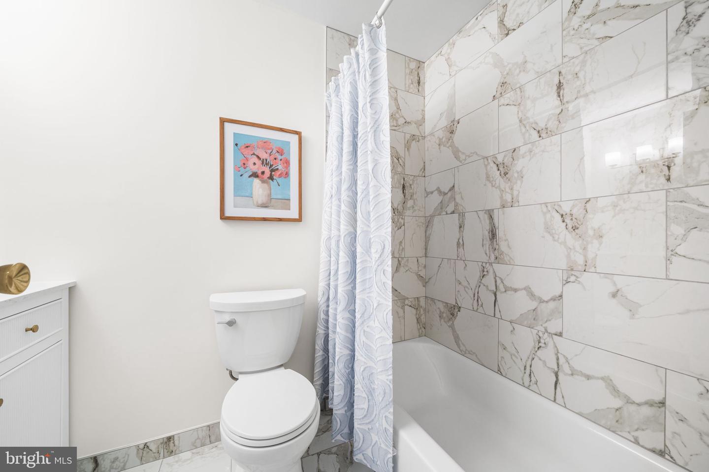 8616 CANTERBURY DR, ANNANDALE, Virginia 22003, 5 Bedrooms Bedrooms, ,2 BathroomsBathrooms,Residential,For sale,8616 CANTERBURY DR,VAFX2277038 MLS # VAFX2277038