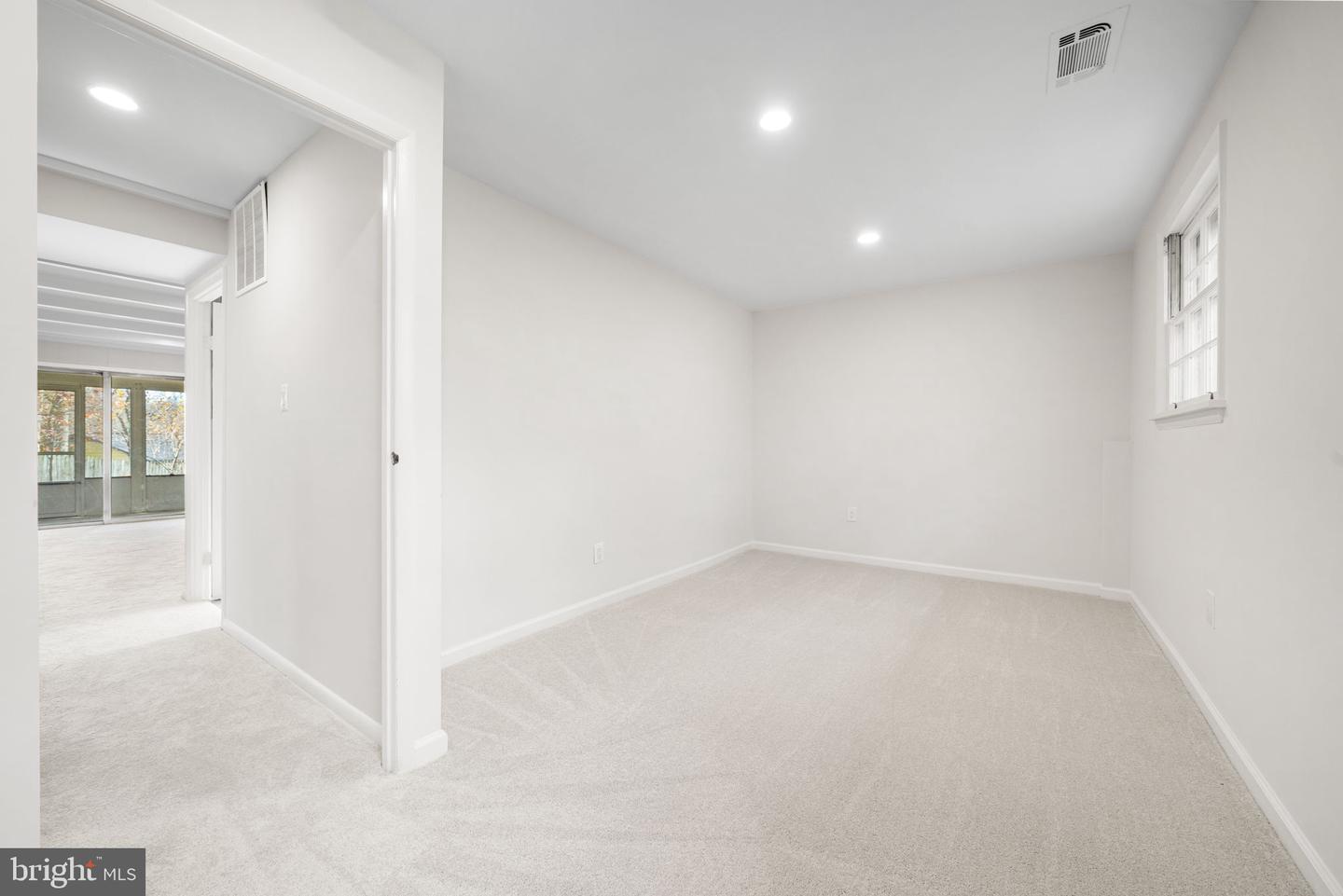 8616 CANTERBURY DR, ANNANDALE, Virginia 22003, 5 Bedrooms Bedrooms, ,2 BathroomsBathrooms,Residential,For sale,8616 CANTERBURY DR,VAFX2277038 MLS # VAFX2277038