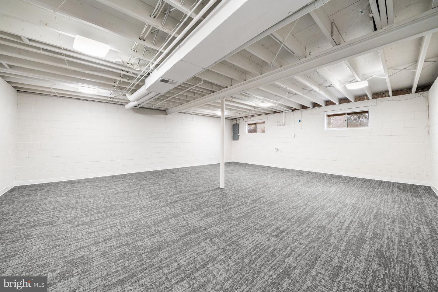 8616 CANTERBURY DR, ANNANDALE, Virginia 22003, 5 Bedrooms Bedrooms, ,2 BathroomsBathrooms,Residential,For sale,8616 CANTERBURY DR,VAFX2277038 MLS # VAFX2277038