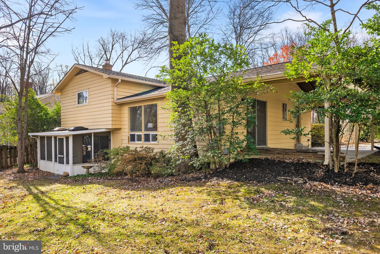 8616 CANTERBURY DR, ANNANDALE, Virginia 22003, 5 Bedrooms Bedrooms, ,2 BathroomsBathrooms,Residential,For sale,8616 CANTERBURY DR,VAFX2277038 MLS # VAFX2277038