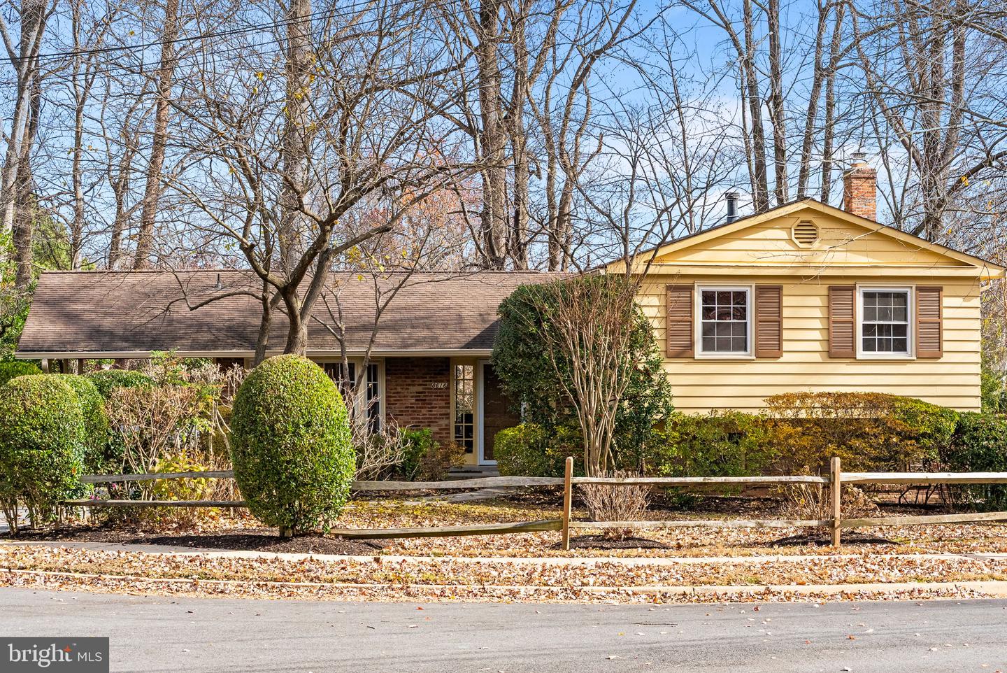 8616 CANTERBURY DR, ANNANDALE, Virginia 22003, 5 Bedrooms Bedrooms, ,2 BathroomsBathrooms,Residential,For sale,8616 CANTERBURY DR,VAFX2277038 MLS # VAFX2277038