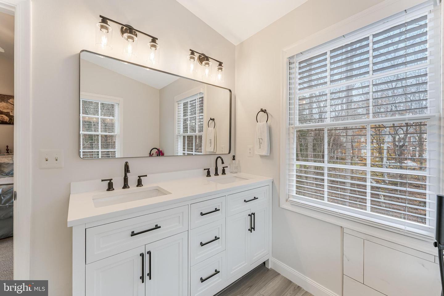 12165 ABBEY GLEN CT, WOODBRIDGE, Virginia 22192, 4 Bedrooms Bedrooms, ,3 BathroomsBathrooms,Residential,For sale,12165 ABBEY GLEN CT,VAPW2107112 MLS # VAPW2107112 12165 ABBEY GLEN CT, WOODBRIDGE, Virginia 22192, 4 Bedrooms Bedrooms, ,3 BathroomsBathrooms,Residential,For sale,12165 ABBEY GLEN CT,VAPW2107112 MLS # VAPW2107112