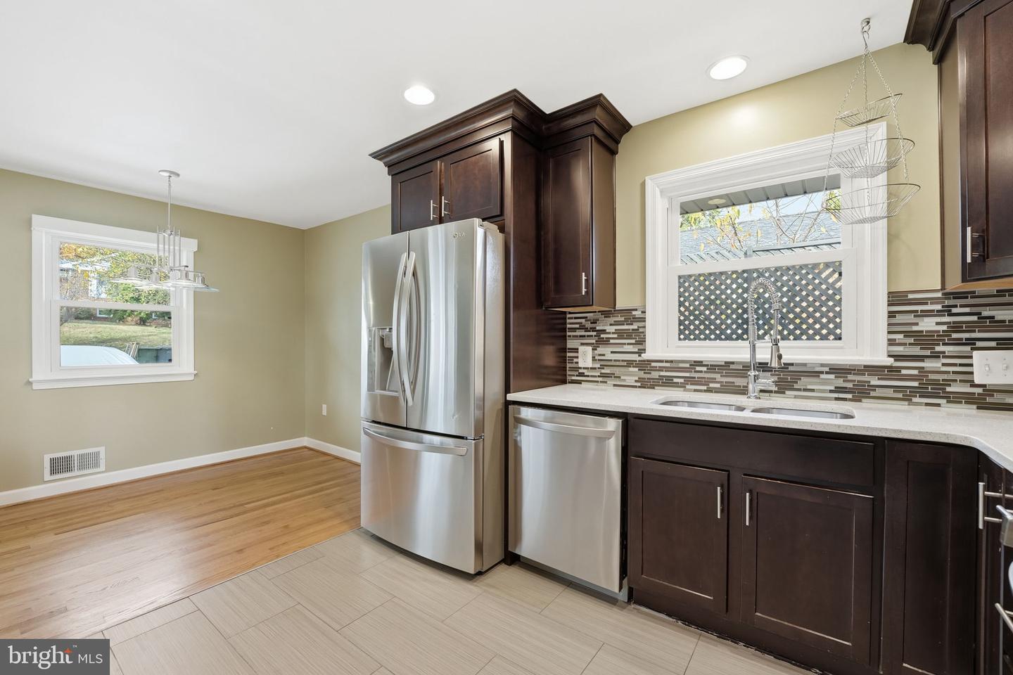 6619 BEDDOO ST, ALEXANDRIA, Virginia 22306, 4 Bedrooms Bedrooms, ,2 BathroomsBathrooms,Residential,For sale,6619 BEDDOO ST,VAFX2277304 MLS # VAFX2277304