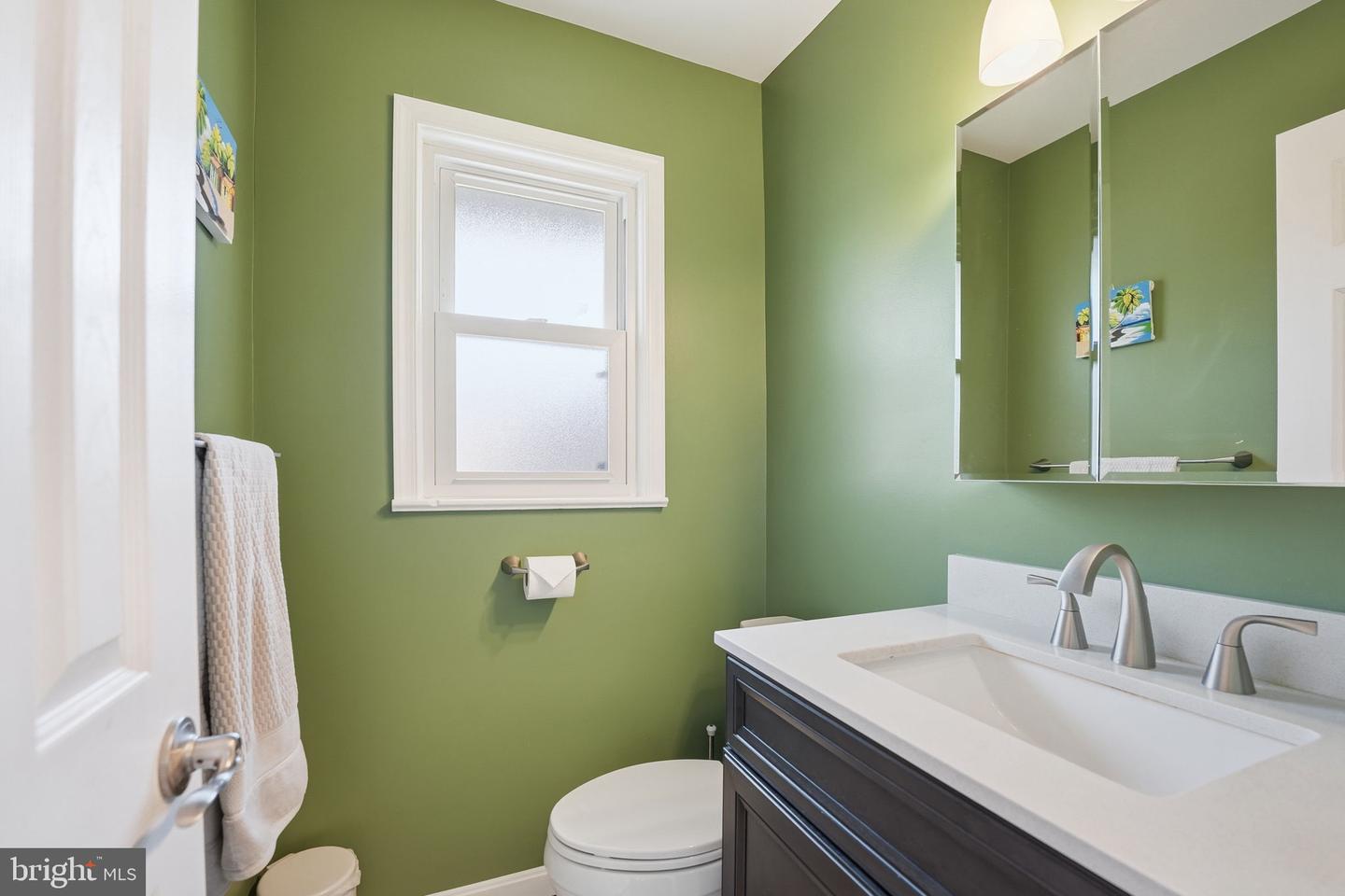 6619 BEDDOO ST, ALEXANDRIA, Virginia 22306, 4 Bedrooms Bedrooms, ,2 BathroomsBathrooms,Residential,For sale,6619 BEDDOO ST,VAFX2277304 MLS # VAFX2277304