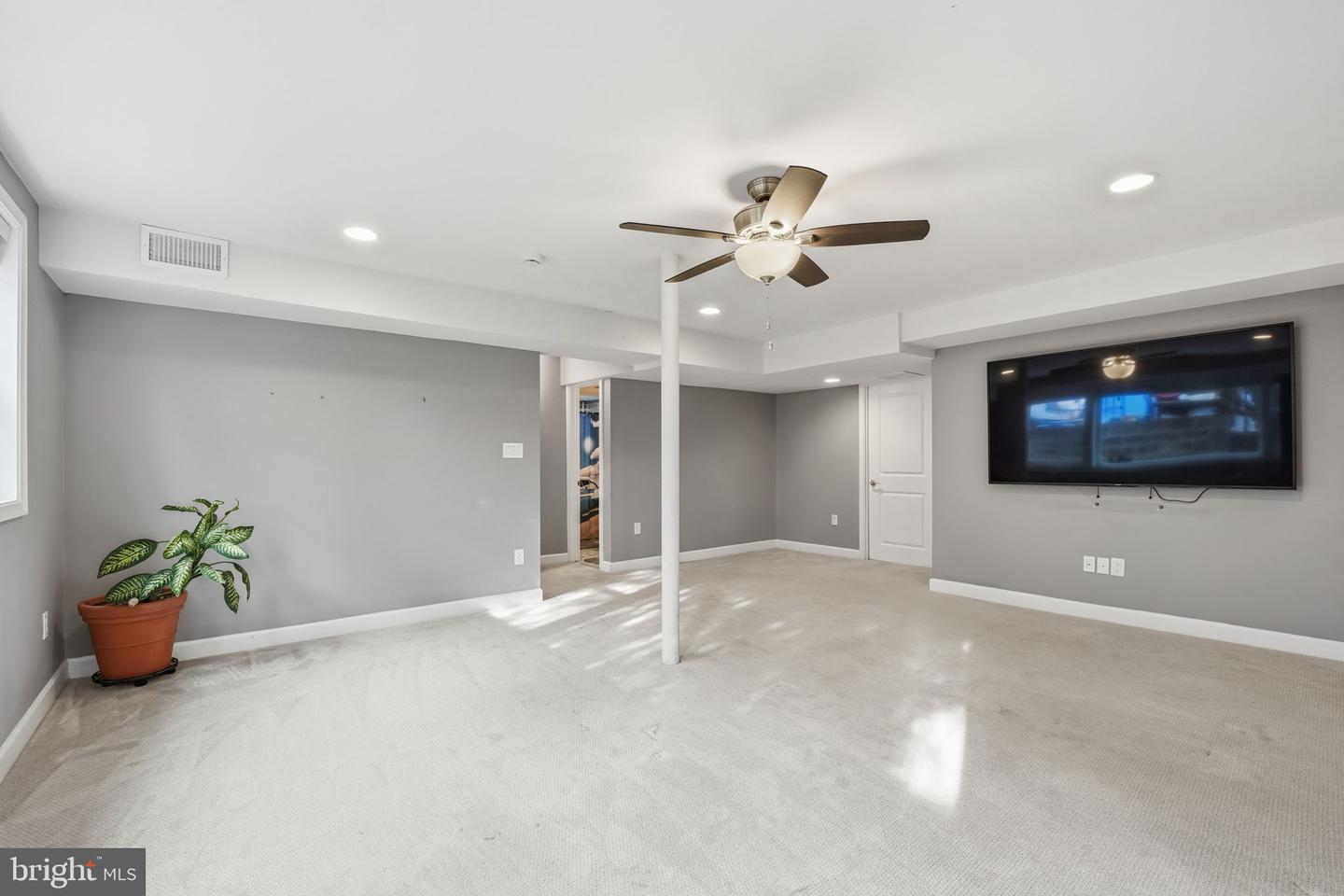 6619 BEDDOO ST, ALEXANDRIA, Virginia 22306, 4 Bedrooms Bedrooms, ,2 BathroomsBathrooms,Residential,For sale,6619 BEDDOO ST,VAFX2277304 MLS # VAFX2277304