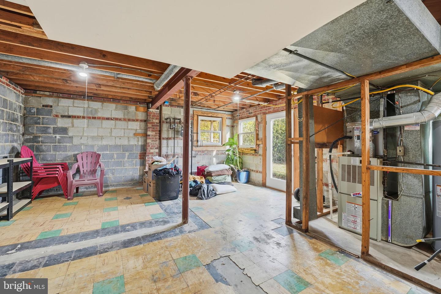 6619 BEDDOO ST, ALEXANDRIA, Virginia 22306, 4 Bedrooms Bedrooms, ,2 BathroomsBathrooms,Residential,For sale,6619 BEDDOO ST,VAFX2277304 MLS # VAFX2277304